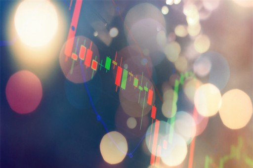 英伟达CEO黄仁勋年薪接近5000万美元